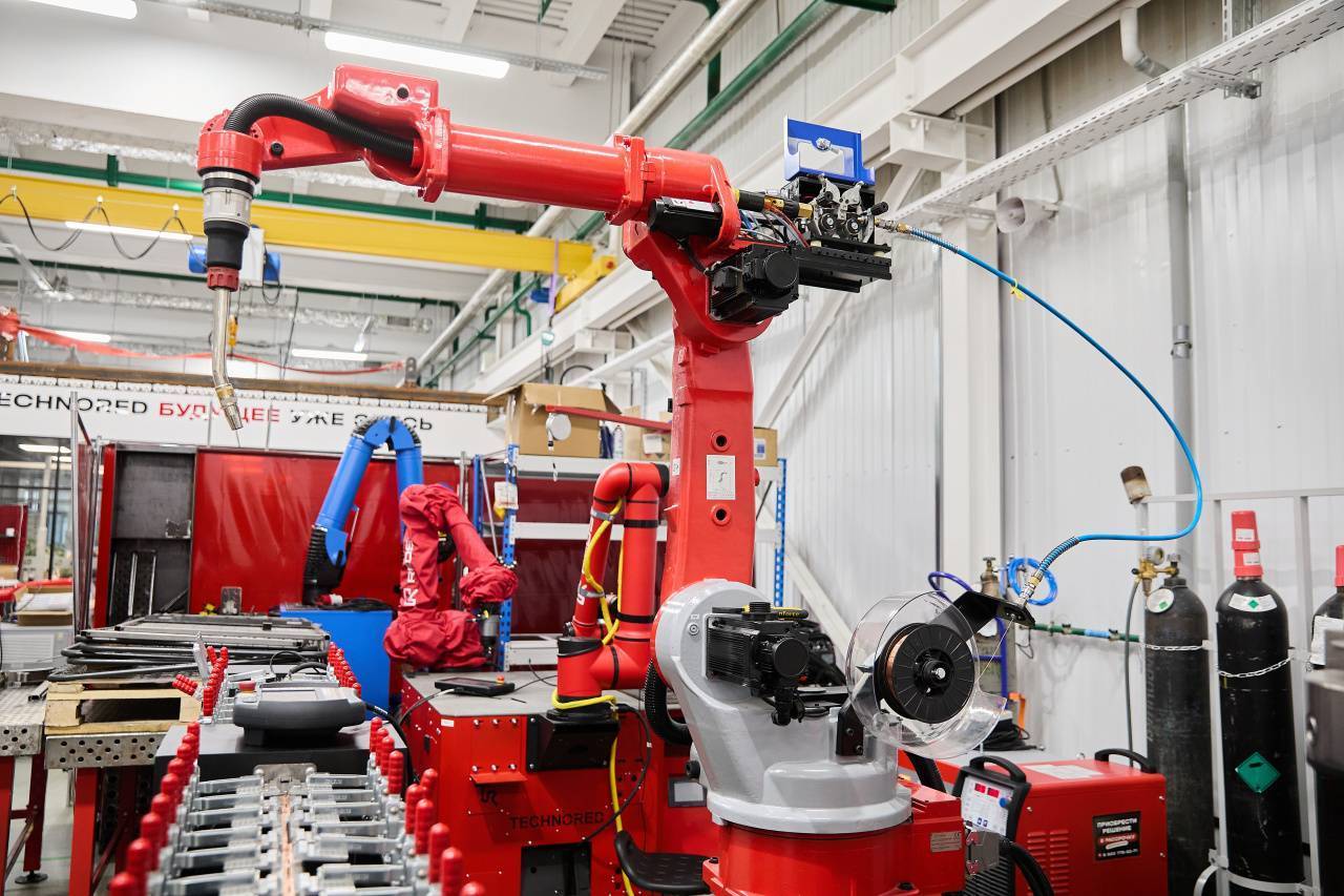 Резидент ОЭЗ «Технополис Москва» перенес ПО для роботов на Astra Linux