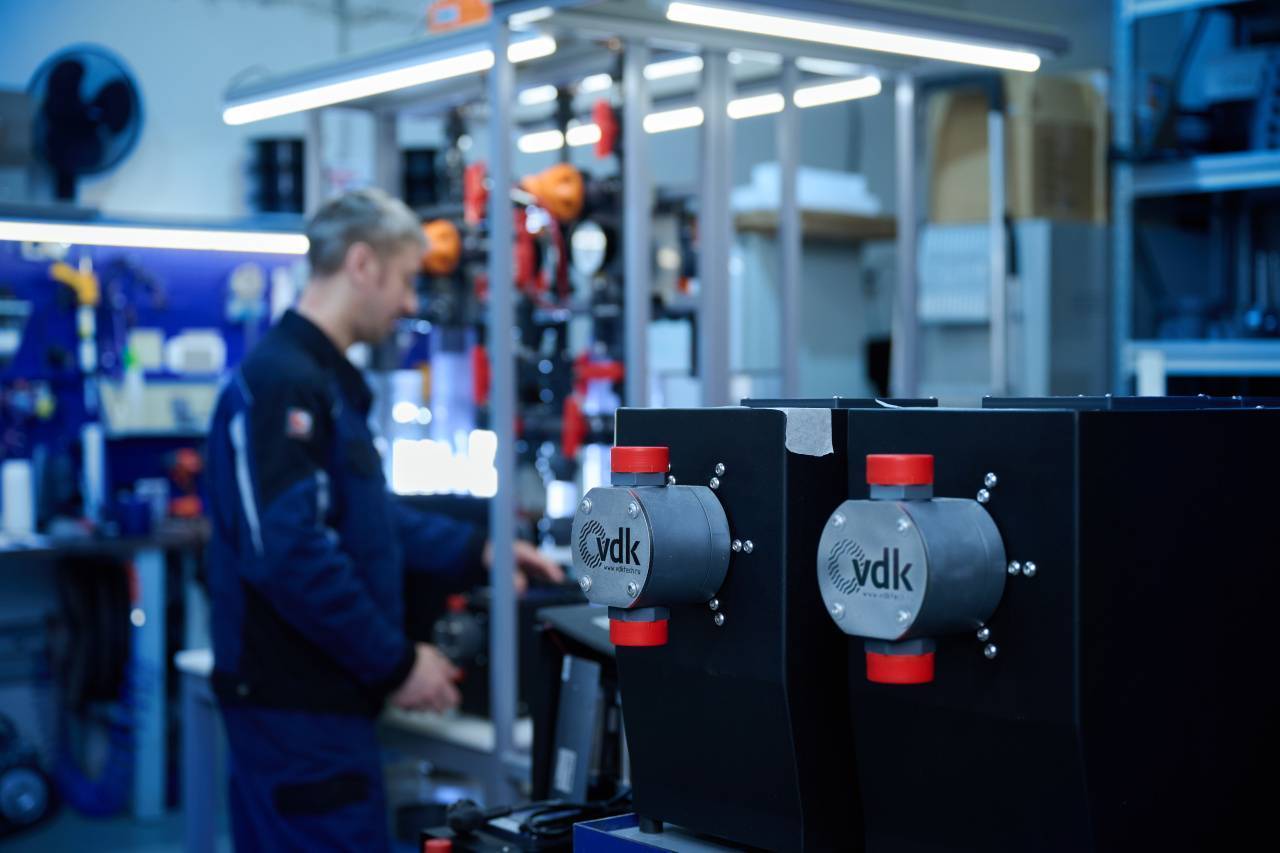 Резиденты ОЭЗ Москвы представили продукцию на выставке «Иннопром. Центральная Азия»